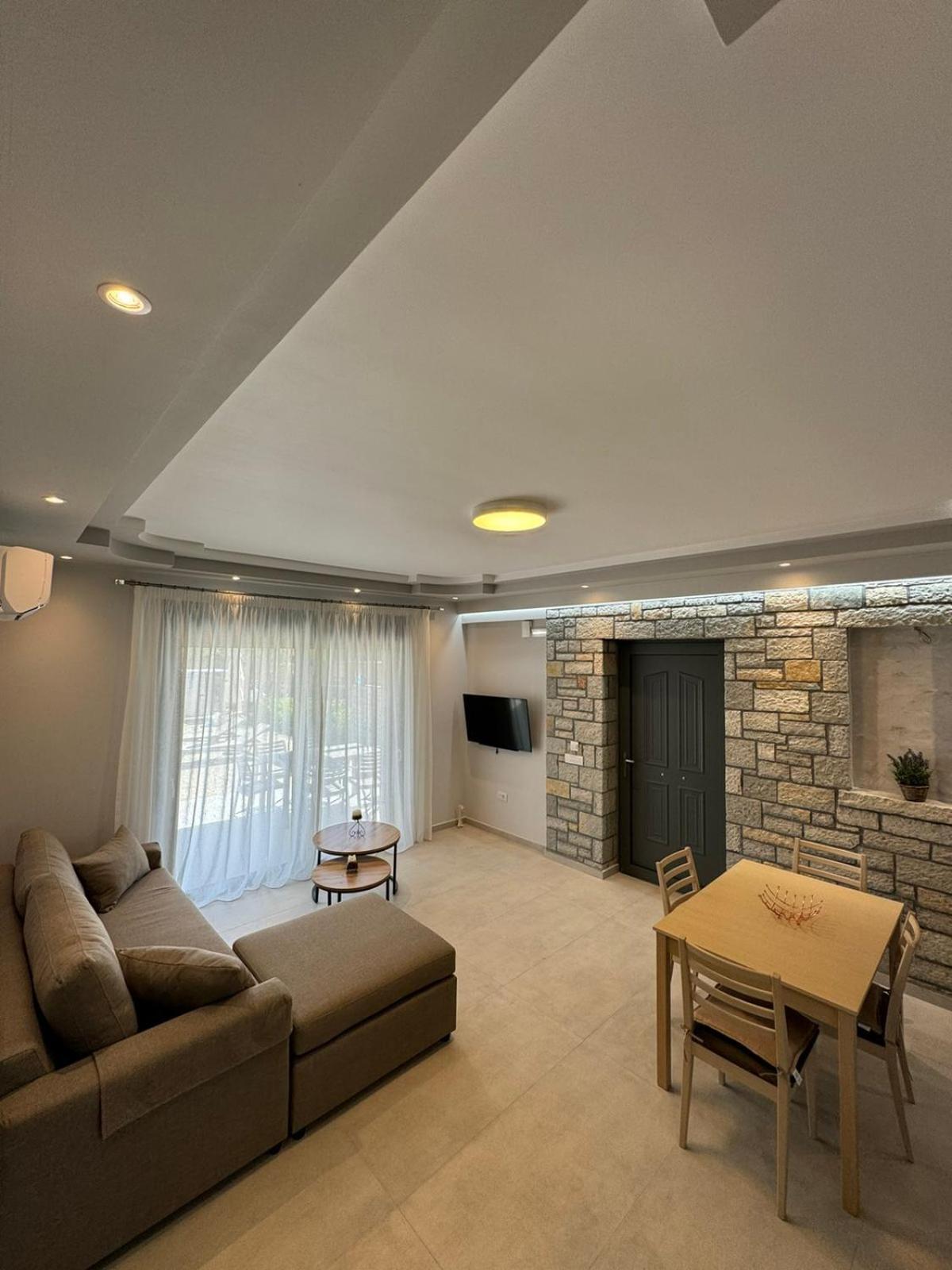 Iris Villas Complex Frinion Luaran gambar