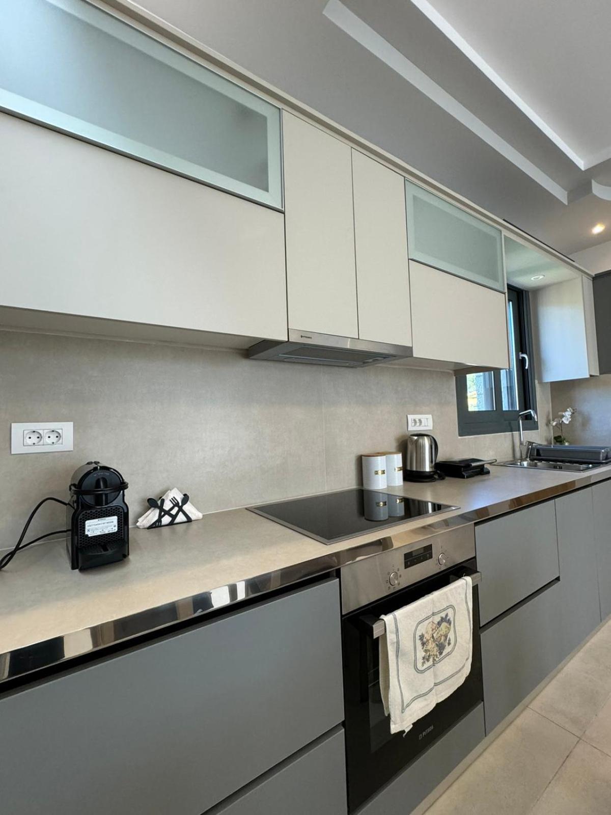 Iris Villas Complex Frinion Luaran gambar