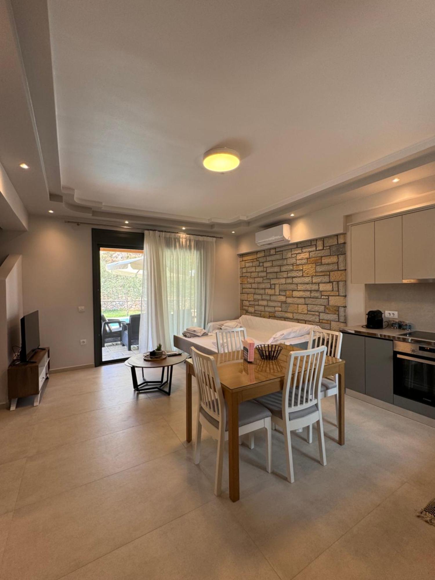 Iris Villas Complex Frinion Luaran gambar